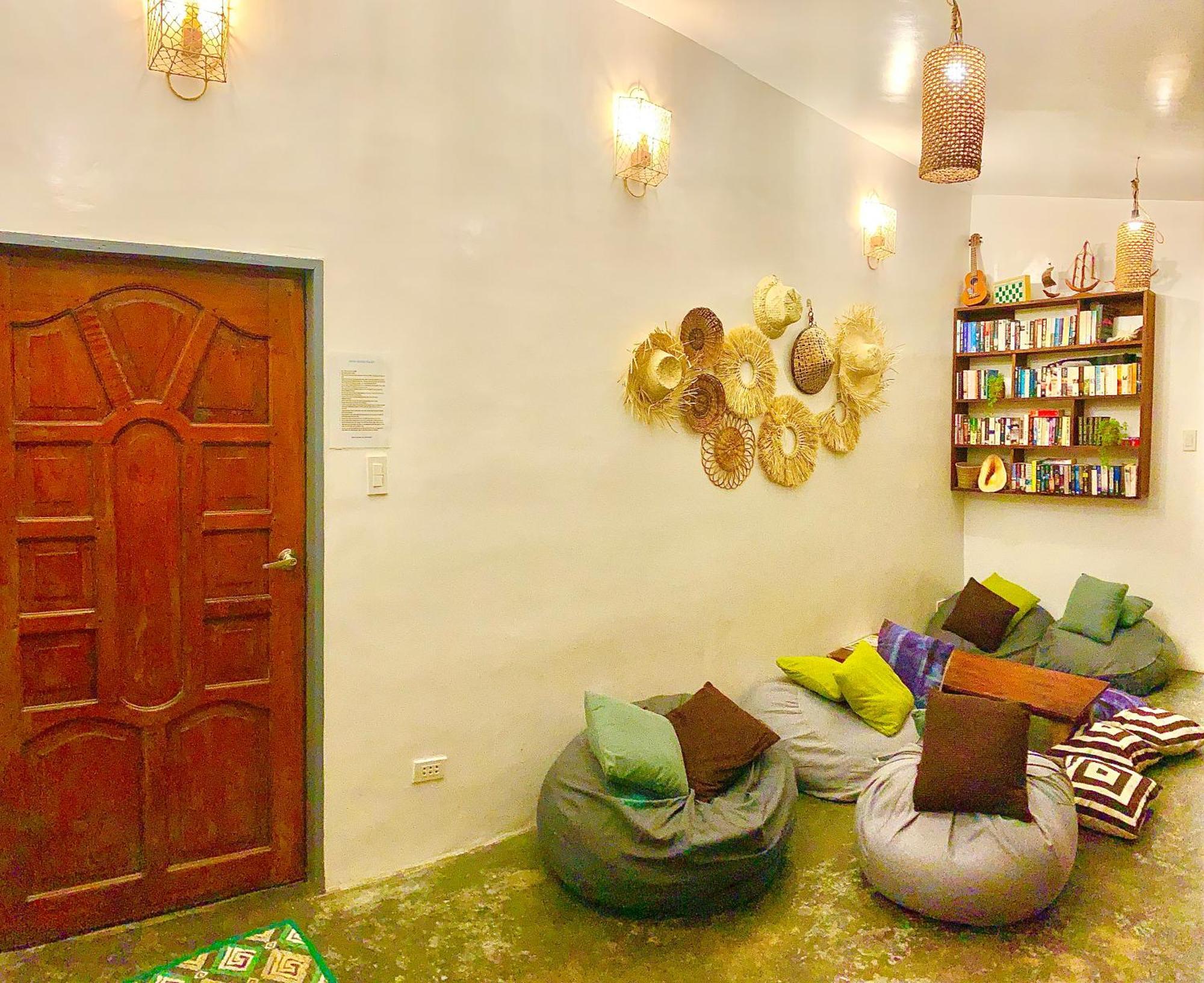 Jaydy Hostel General Luna  Dış mekan fotoğraf